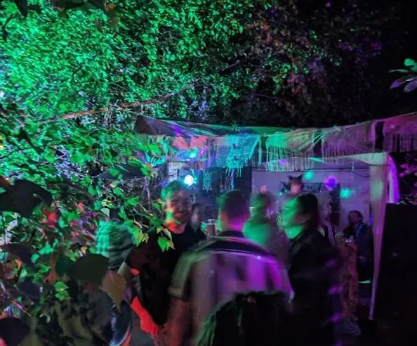 Campeggio Fairtopia - Kunst & Kulturheilstaette Grafenhainichen